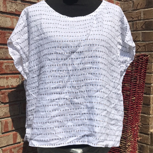 🪙🚨B2G1 CYNTHIA ROWLEY White Bumblebee Sleeveless Linen Buttoned Back Blouse - Picture 1 of 7